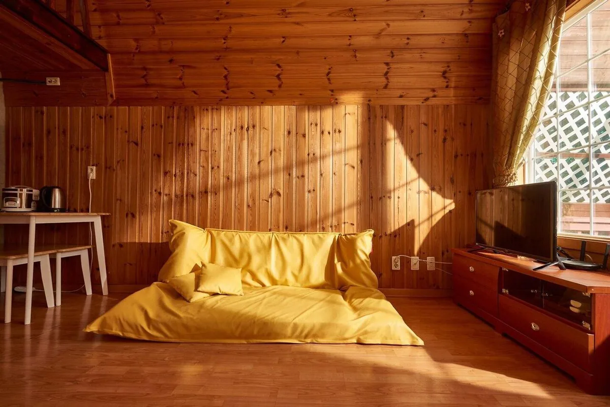 D. Pine Tree (Duplex, Independent Cabin Type Room) - best hotel in Phoenix