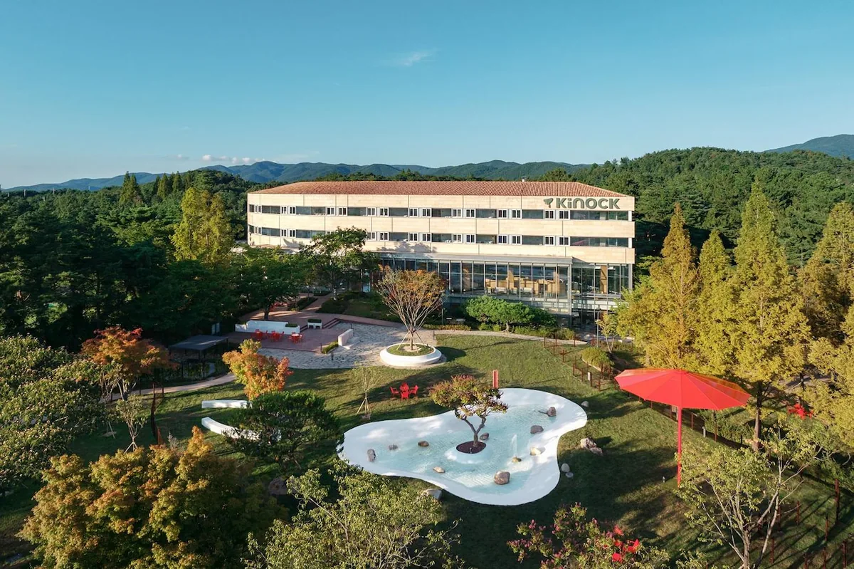 Kinock Pet hotel - best hotel in Bomun Lake