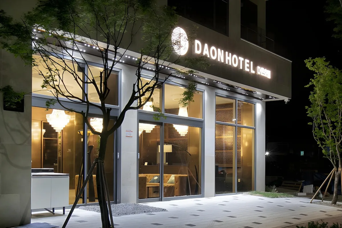 Daon Hotel (Jeonju Daon Hotel) - best hotel in Hanok Village