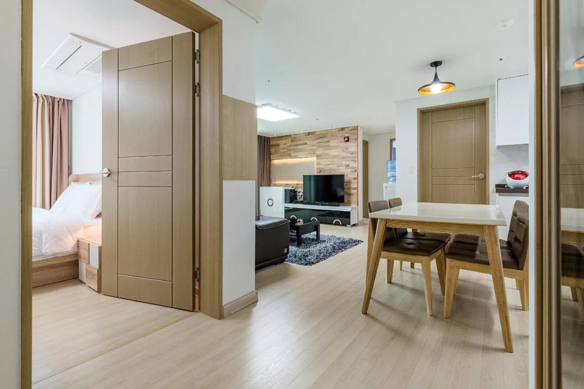 JS Residence Hotel Okpo - best hotel in Also Worth Considering in Geoje