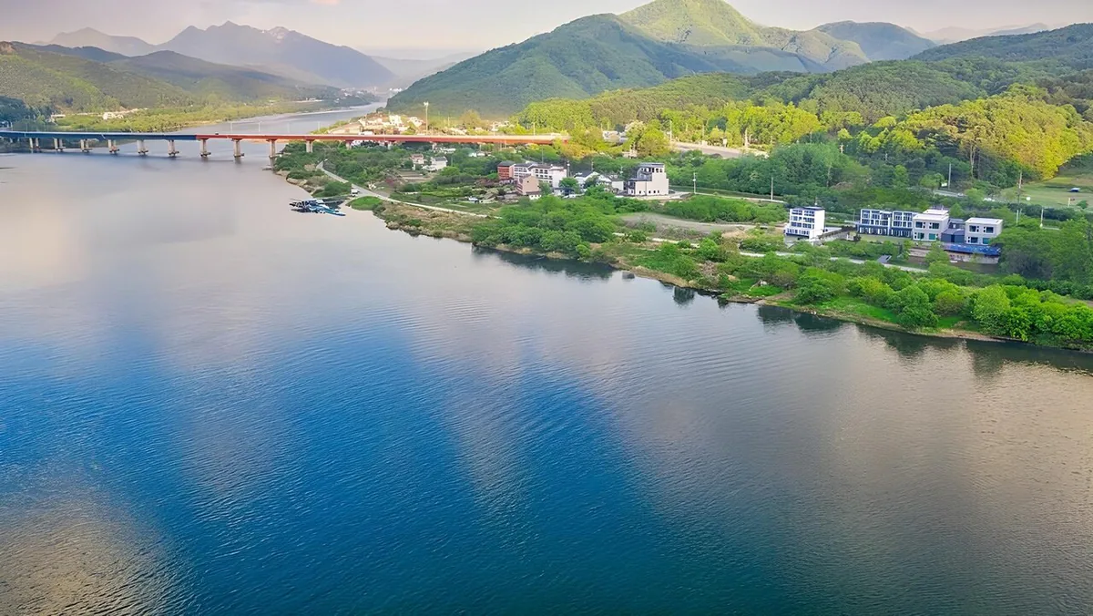 Nami Island River North Pool Villa - best hotel in Nami Island